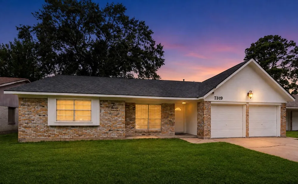 7319 Tall Pines Drive Houston, TX 77088