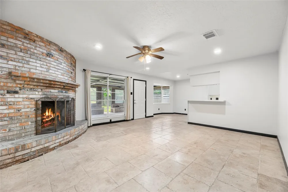 7319 Tall Pines Drive Houston, TX 77088