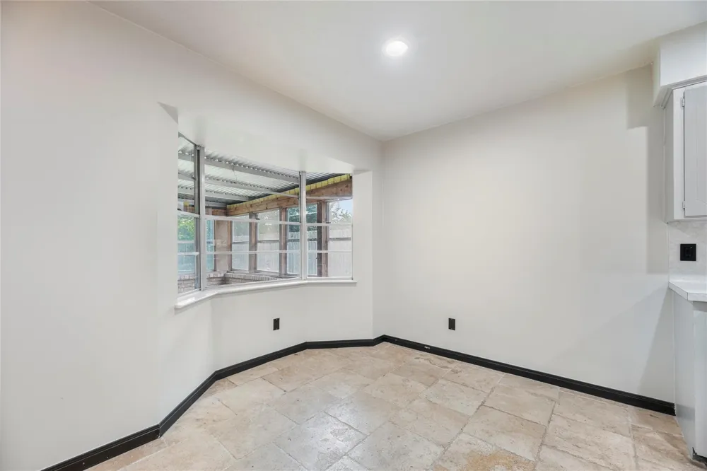 7319 Tall Pines Drive Houston, TX 77088