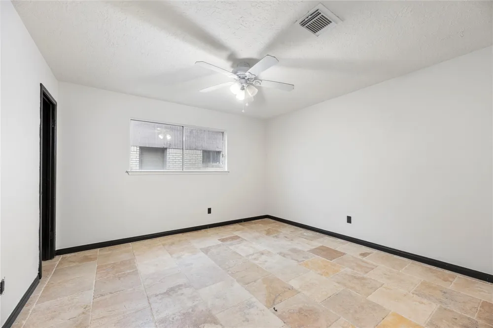 7319 Tall Pines Drive Houston, TX 77088