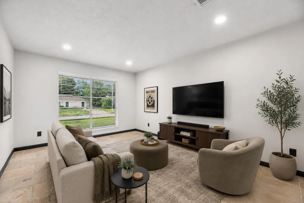7319 Tall Pines Drive Houston, TX 77088