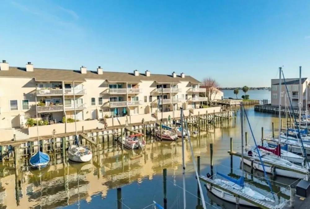 Mariner Berth Seabrook, TX 77586