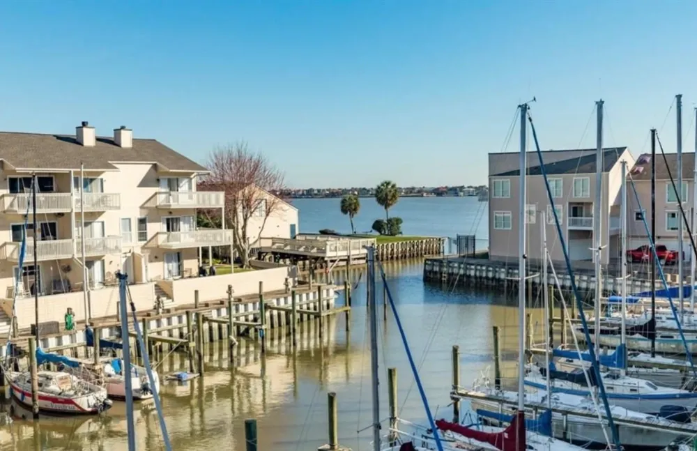 Mariner Berth Seabrook, TX 77586