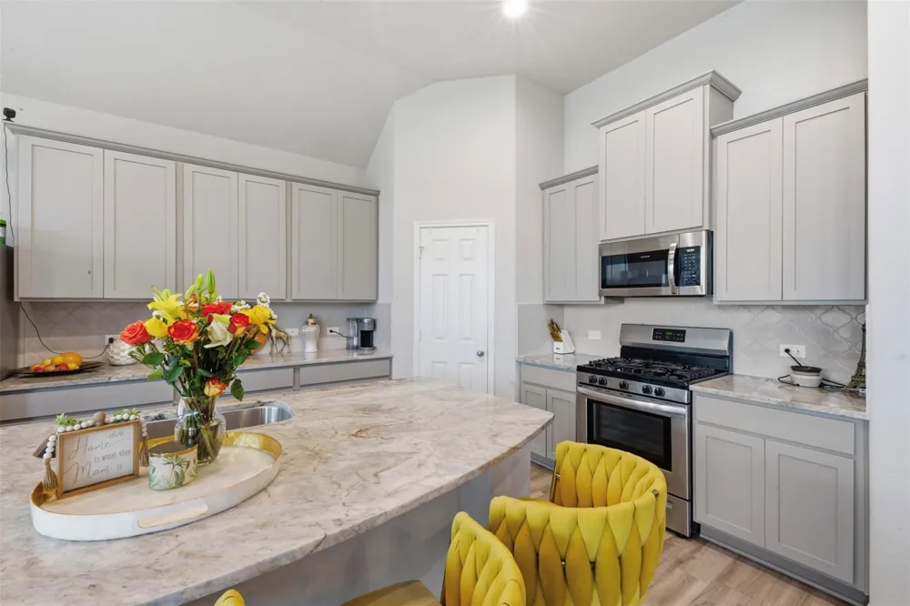 2417 Sequoia Grove Drive Rosharon, TX 77583