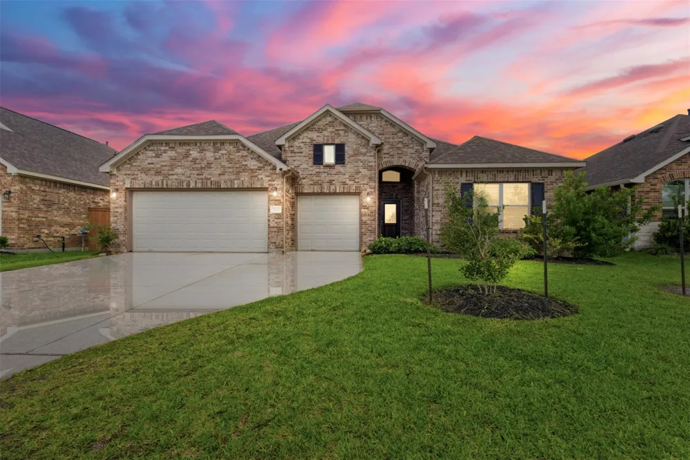 2417 Sequoia Grove Drive Rosharon, TX 77583