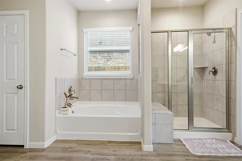 2417 Sequoia Grove Drive Rosharon, TX 77583