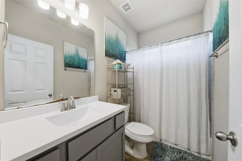 2417 Sequoia Grove Drive Rosharon, TX 77583