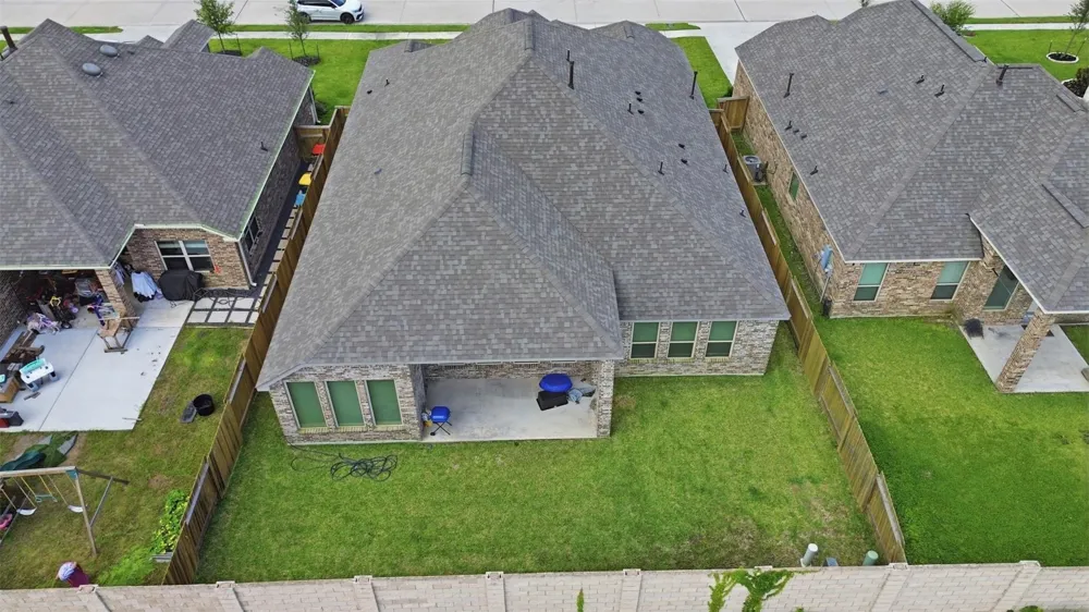 2417 Sequoia Grove Drive Rosharon, TX 77583