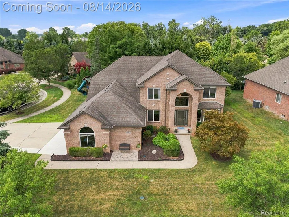 55513 Caesars Drive Shelby Charter Township, MI 48315