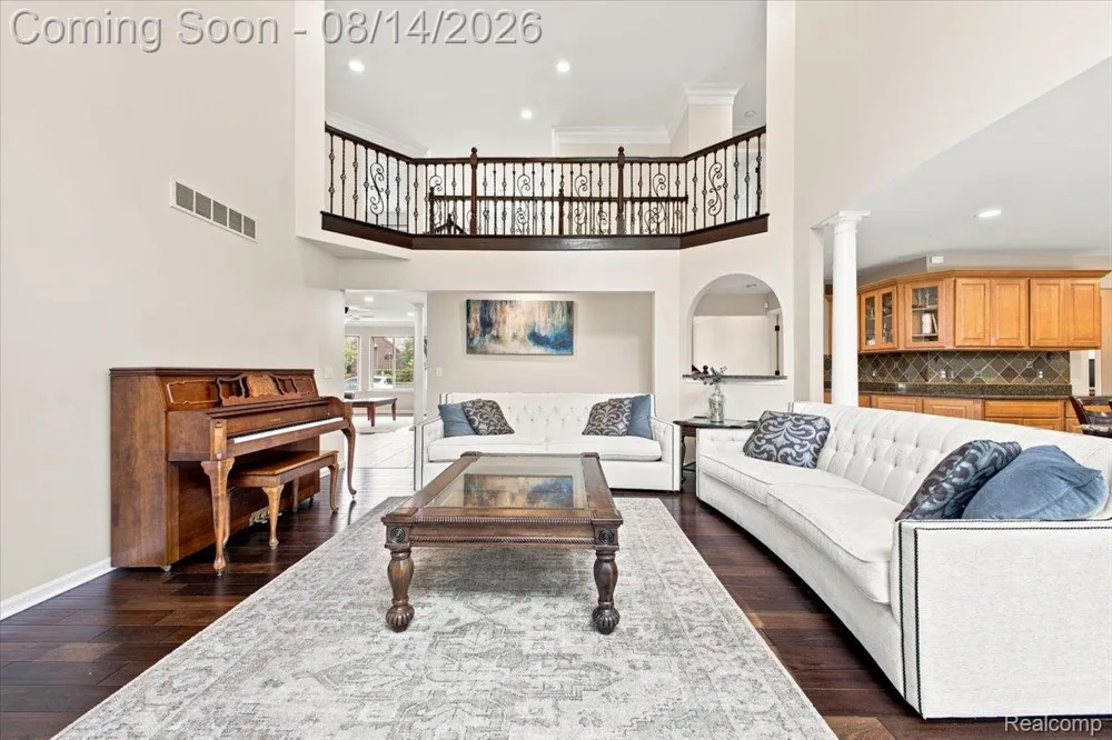 55513 Caesars Drive Shelby Charter Township, MI 48315