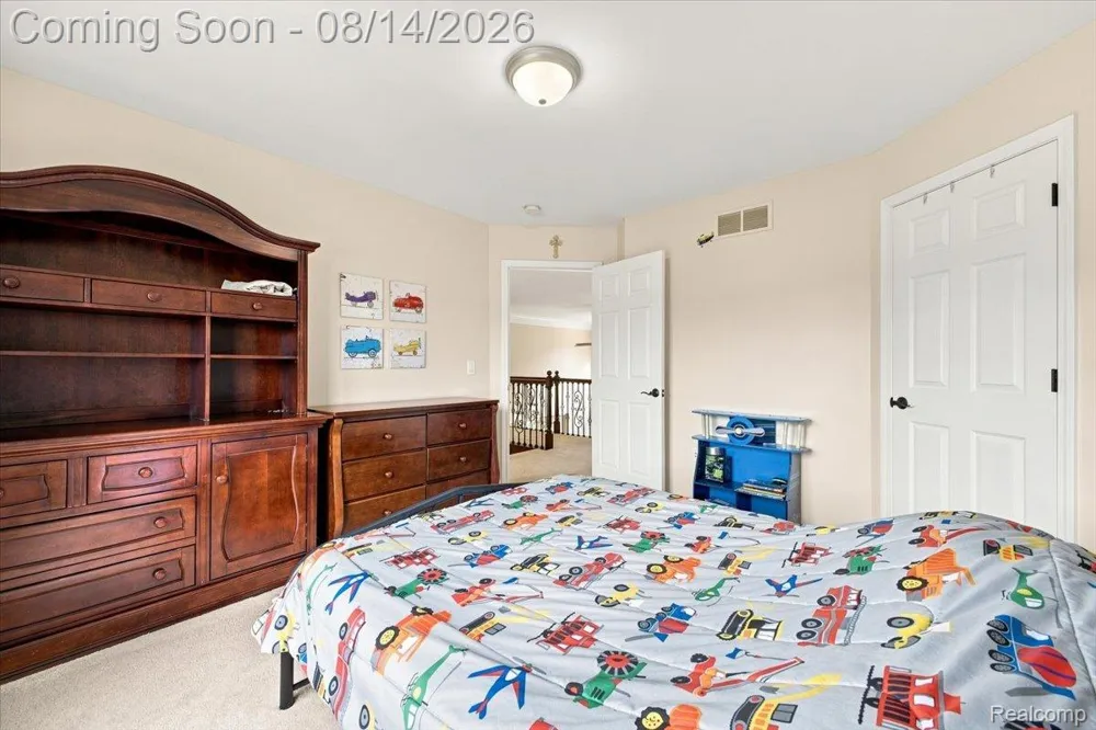 55513 Caesars Drive Shelby Charter Township, MI 48315