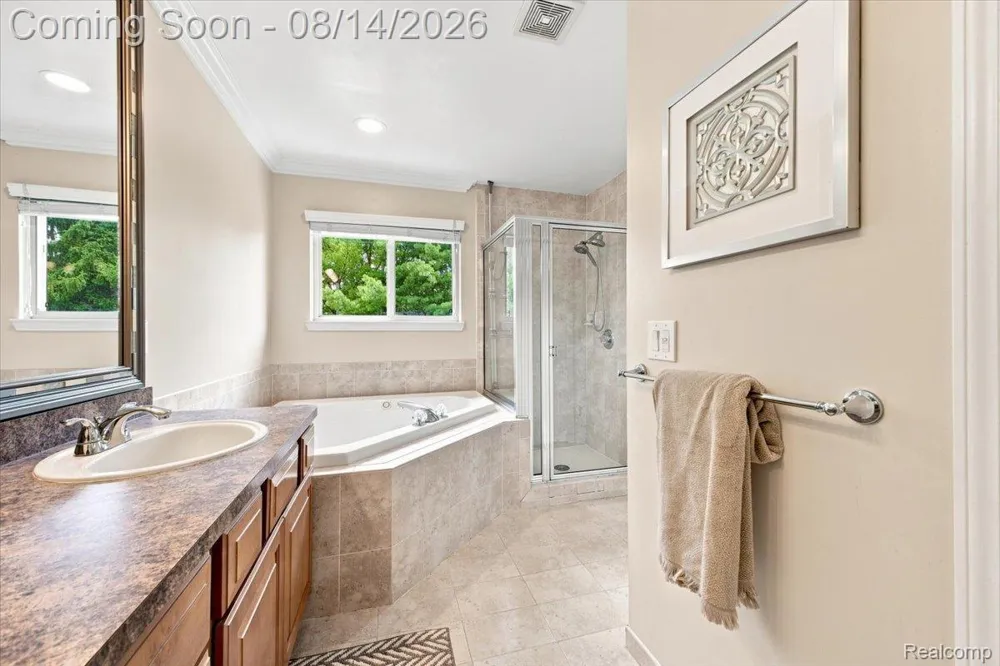 55513 Caesars Drive Shelby Charter Township, MI 48315