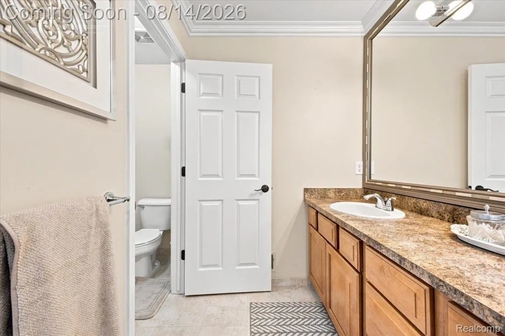 55513 Caesars Drive Shelby Charter Township, MI 48315