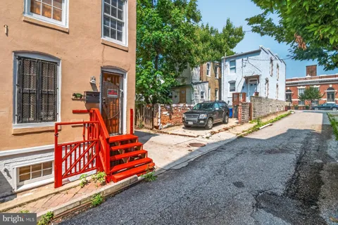 504 CALLENDER ST