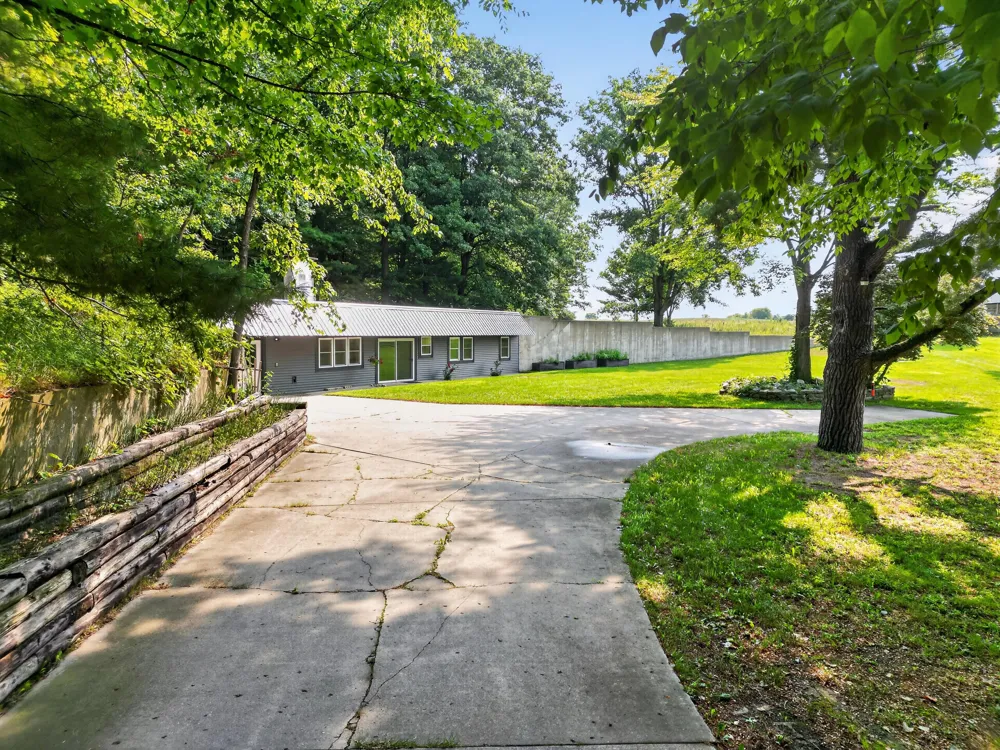 1166 Long Road Pierson Township, MI 49339