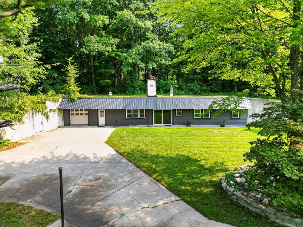1166 Long Road Pierson Township, MI 49339