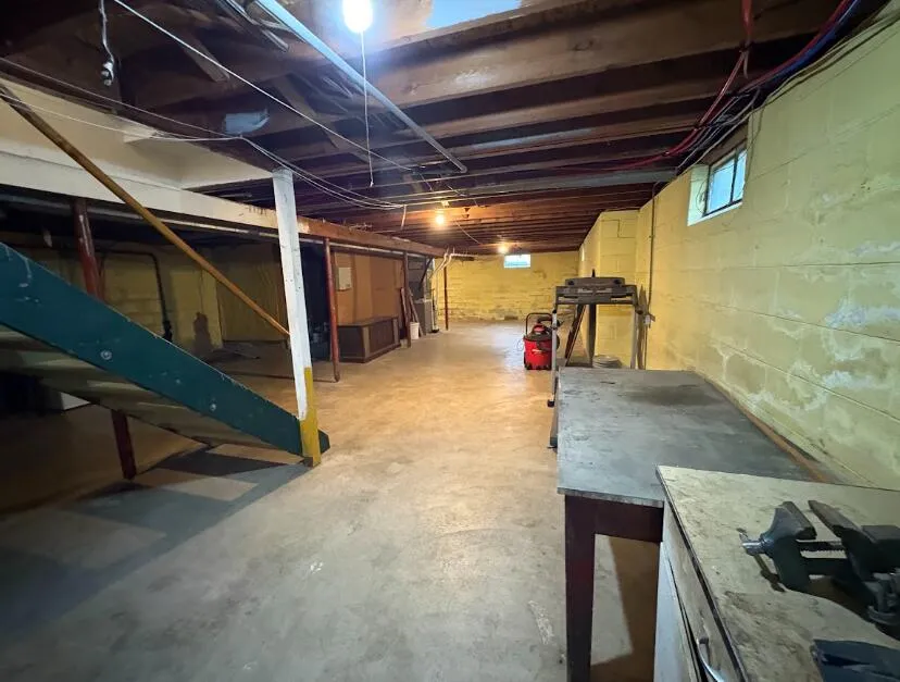 808 Jones Street Marshall City, MI 49068