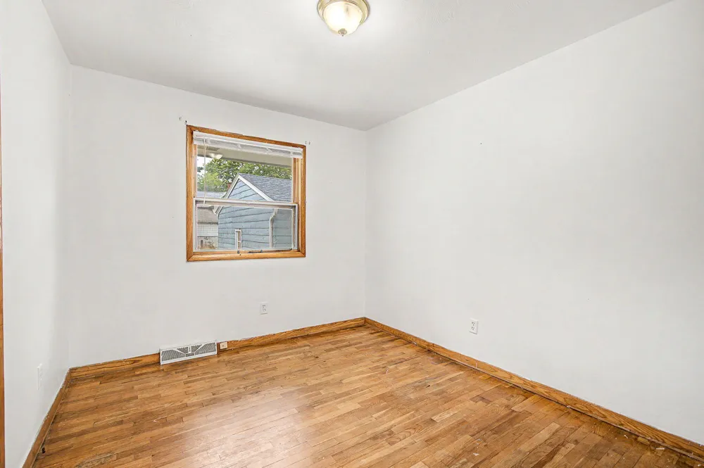 808 Jones Street Marshall City, MI 49068