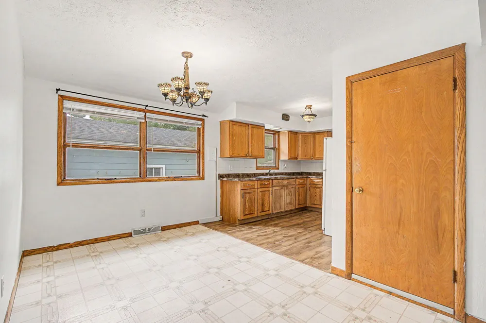808 Jones Street Marshall City, MI 49068