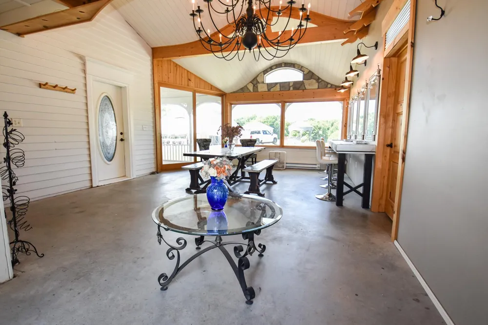164 110th Avenue S Moorhead, MN 56560