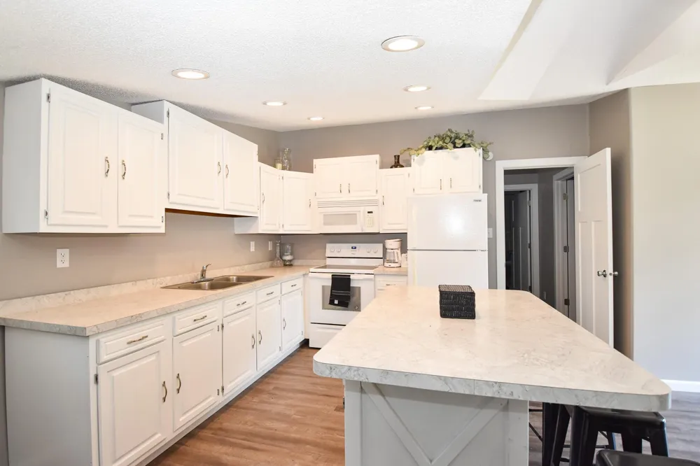 164 110th Avenue S Moorhead, MN 56560