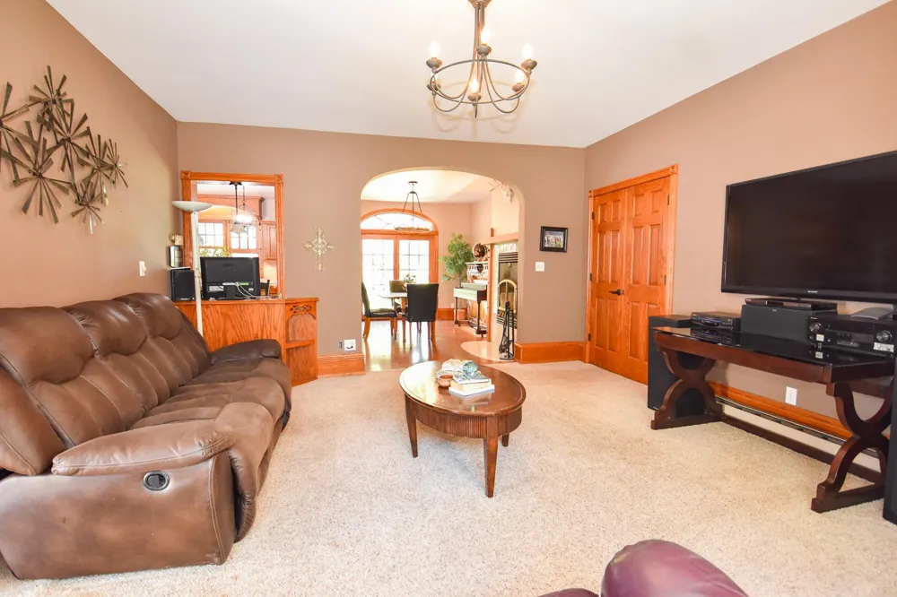164 110th Avenue S Moorhead, MN 56560