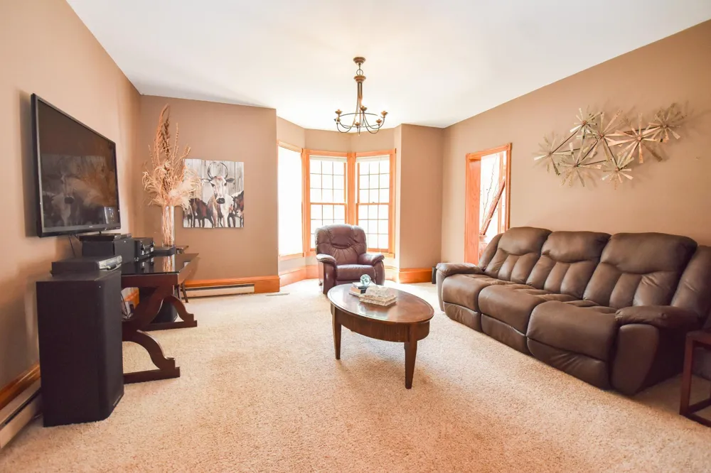 164 110th Avenue S Moorhead, MN 56560