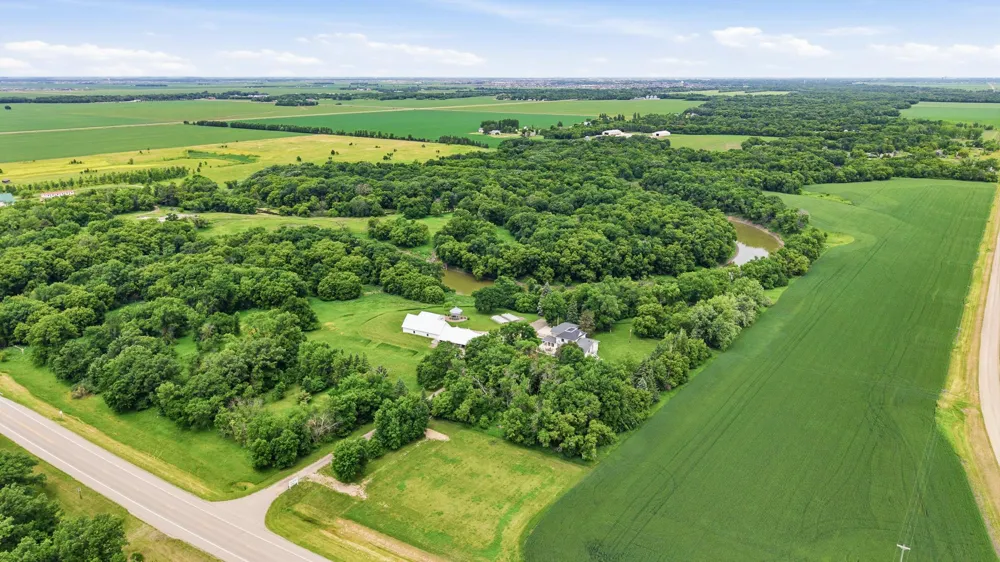 164 110th Avenue S Moorhead, MN 56560