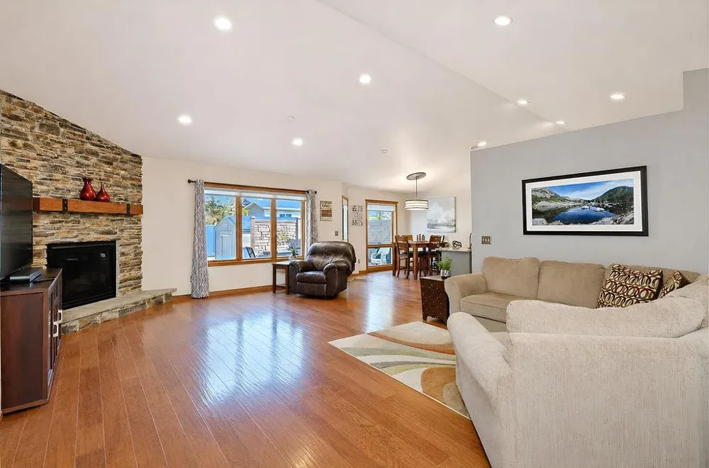 3545 Woodbury Court S Fargo, ND 58103