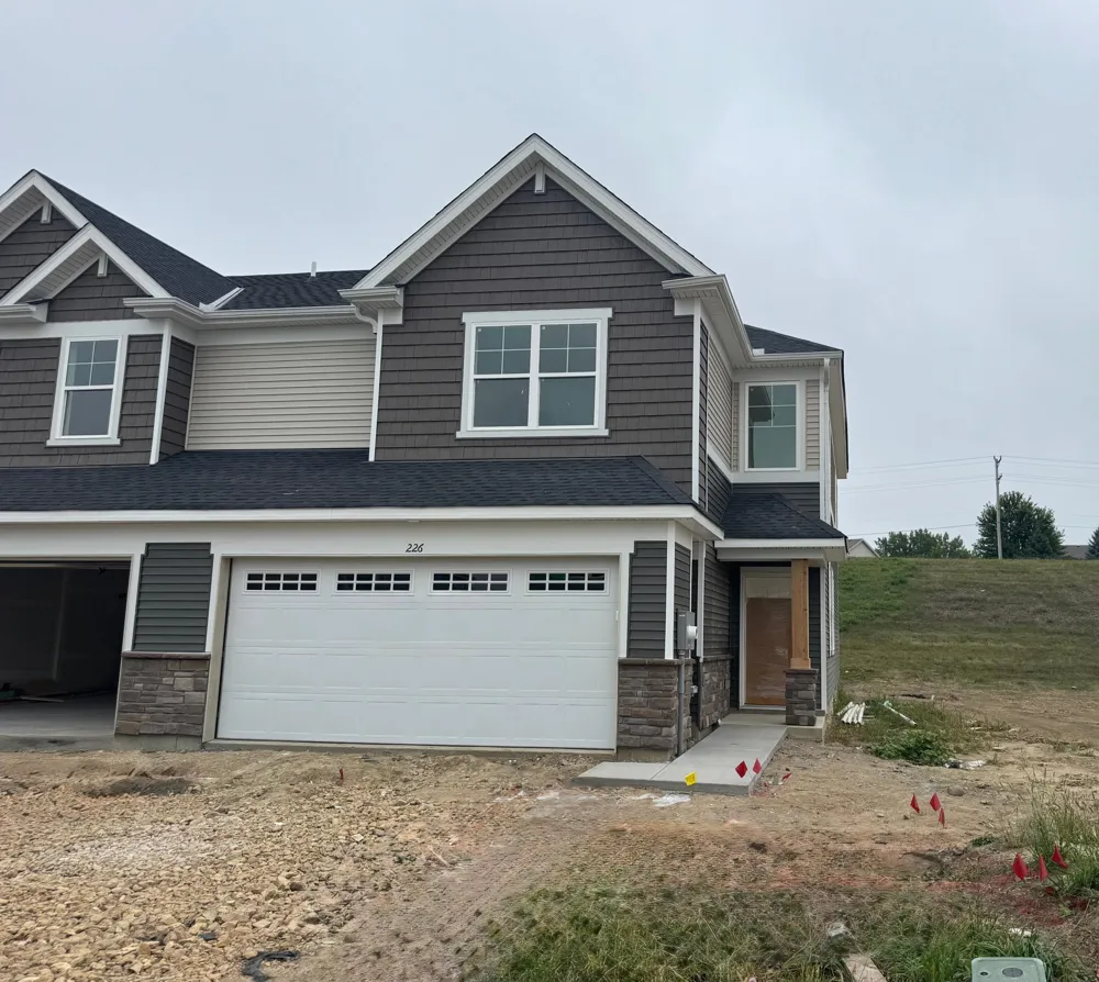 226 Huntington Drive Waconia, MN 55387