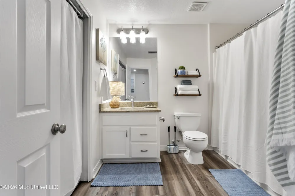 3230 Cumberland Road Ocean Springs, MS 39564