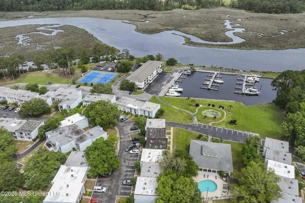 3230 Cumberland Road Ocean Springs, MS 39564
