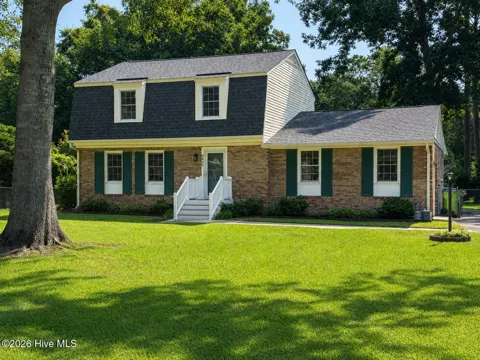 3017 Red Fox Road