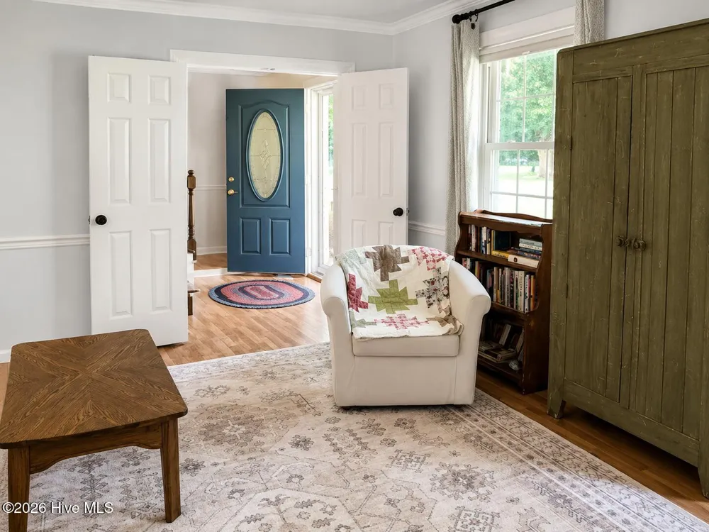 3017 Red Fox Road Trent Woods, NC 28562
