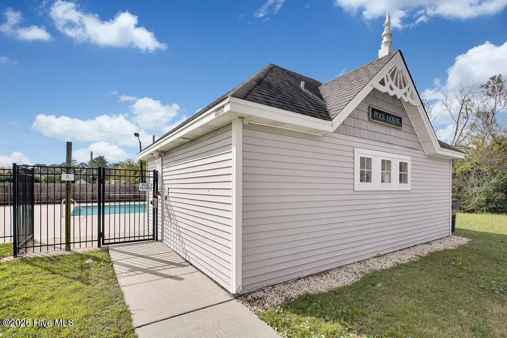 4952 Montserrat Drive Southport, NC 28461