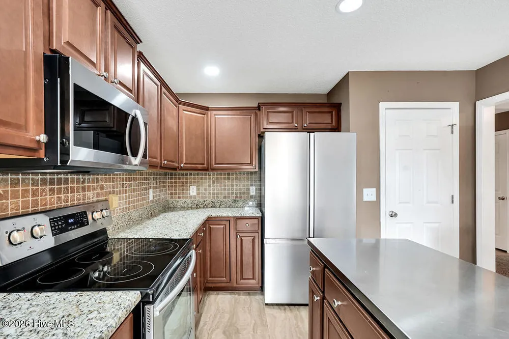 4952 Montserrat Drive Southport, NC 28461