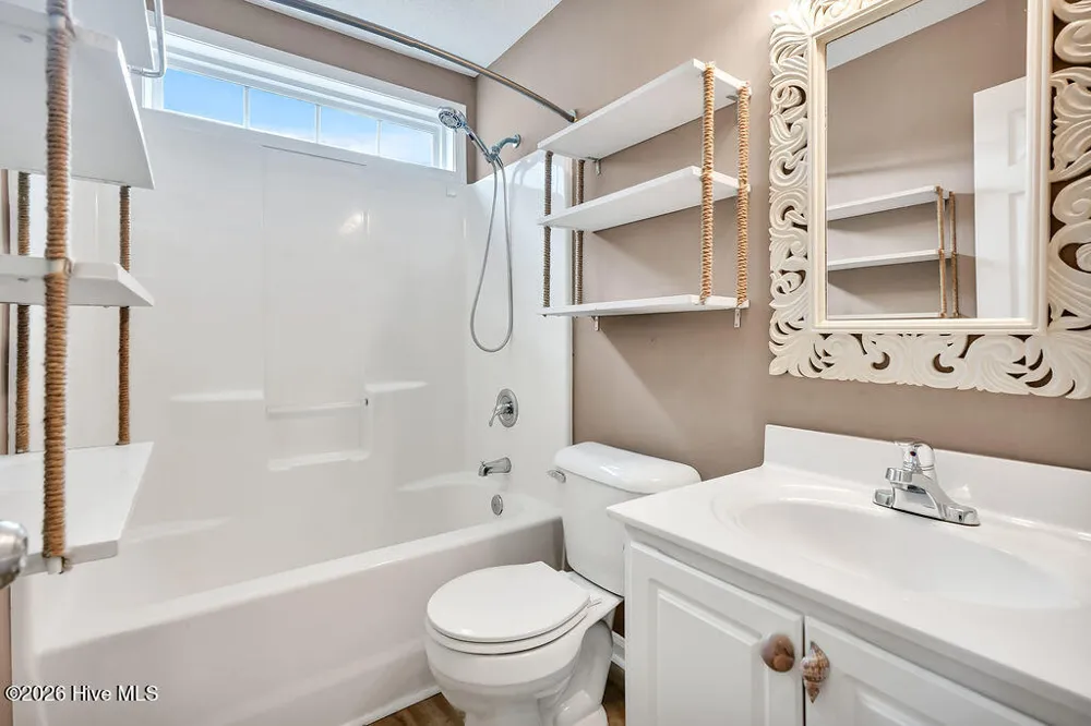 4952 Montserrat Drive Southport, NC 28461