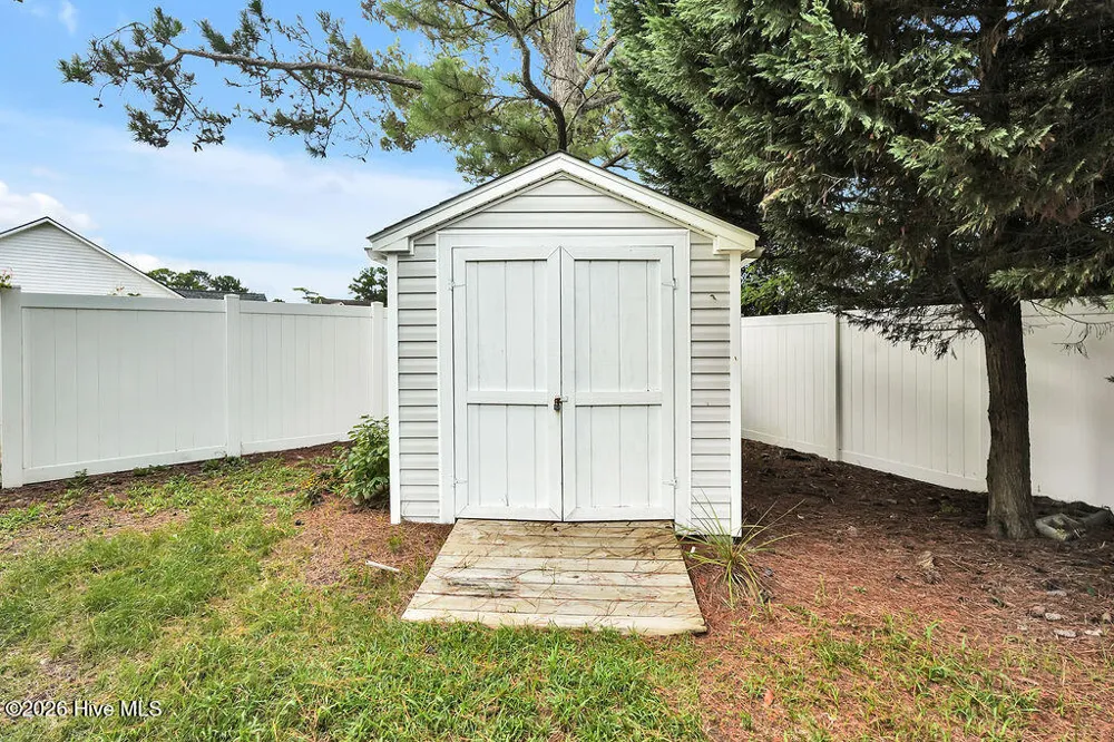 4952 Montserrat Drive Southport, NC 28461
