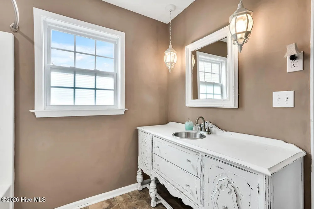 4952 Montserrat Drive Southport, NC 28461