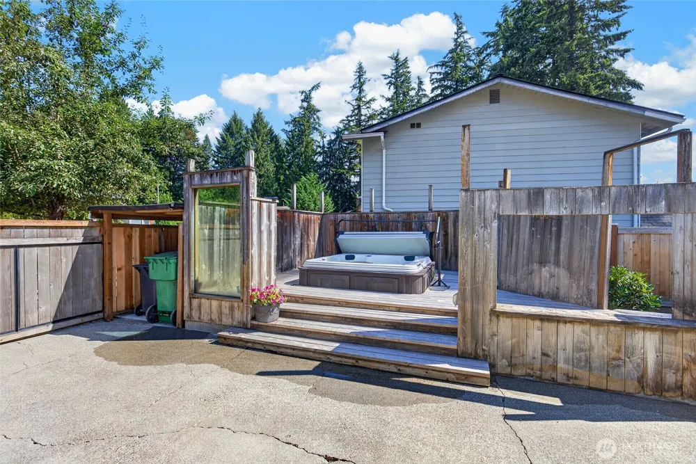 11725 47th Drive NE Marysville, WA 98271