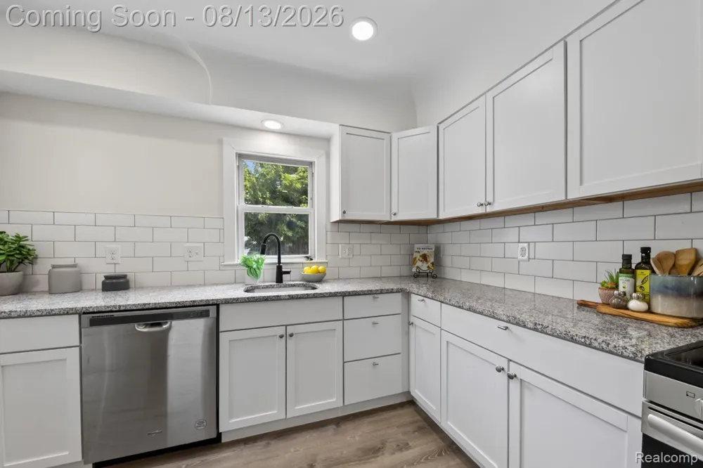 3330 Harris Street Ferndale City, MI 48220