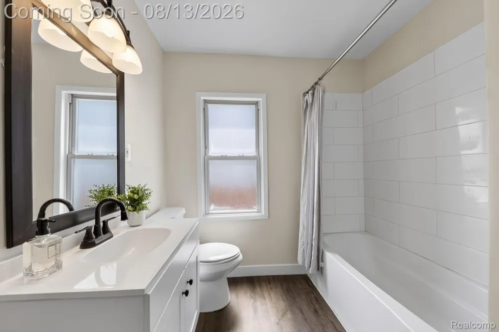 3330 Harris Street Ferndale City, MI 48220