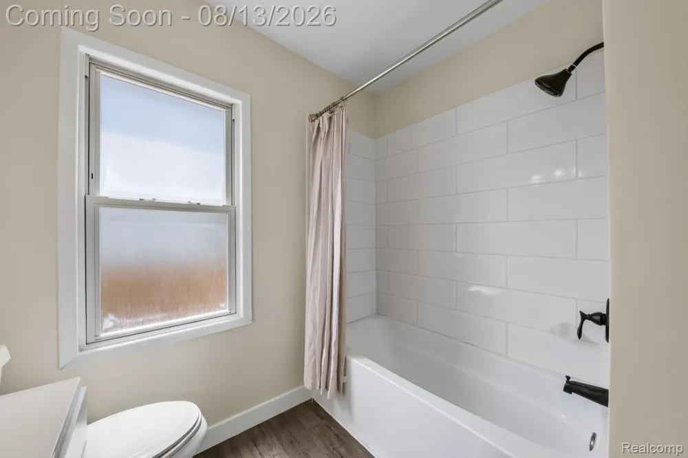 3330 Harris Street Ferndale City, MI 48220