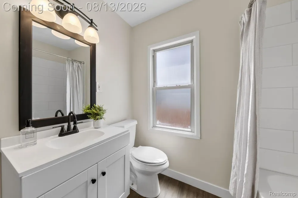 3330 Harris Street Ferndale City, MI 48220