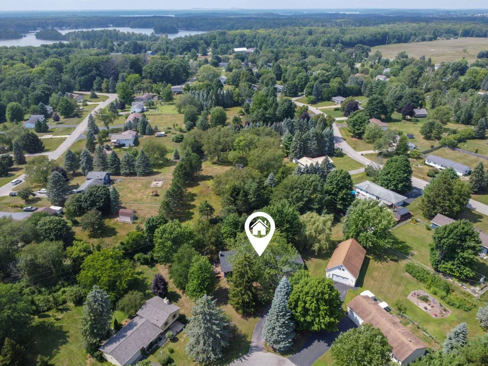 5994 Marilyn Court Garfield Charter Township, MI 49685