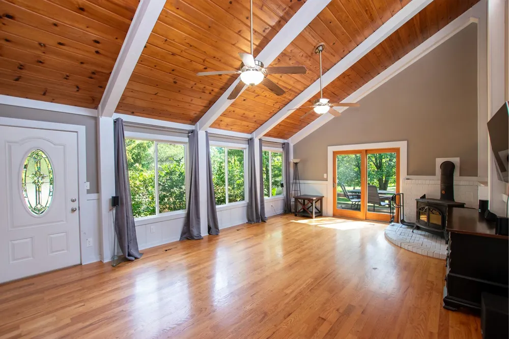 5994 Marilyn Court Garfield Charter Township, MI 49685