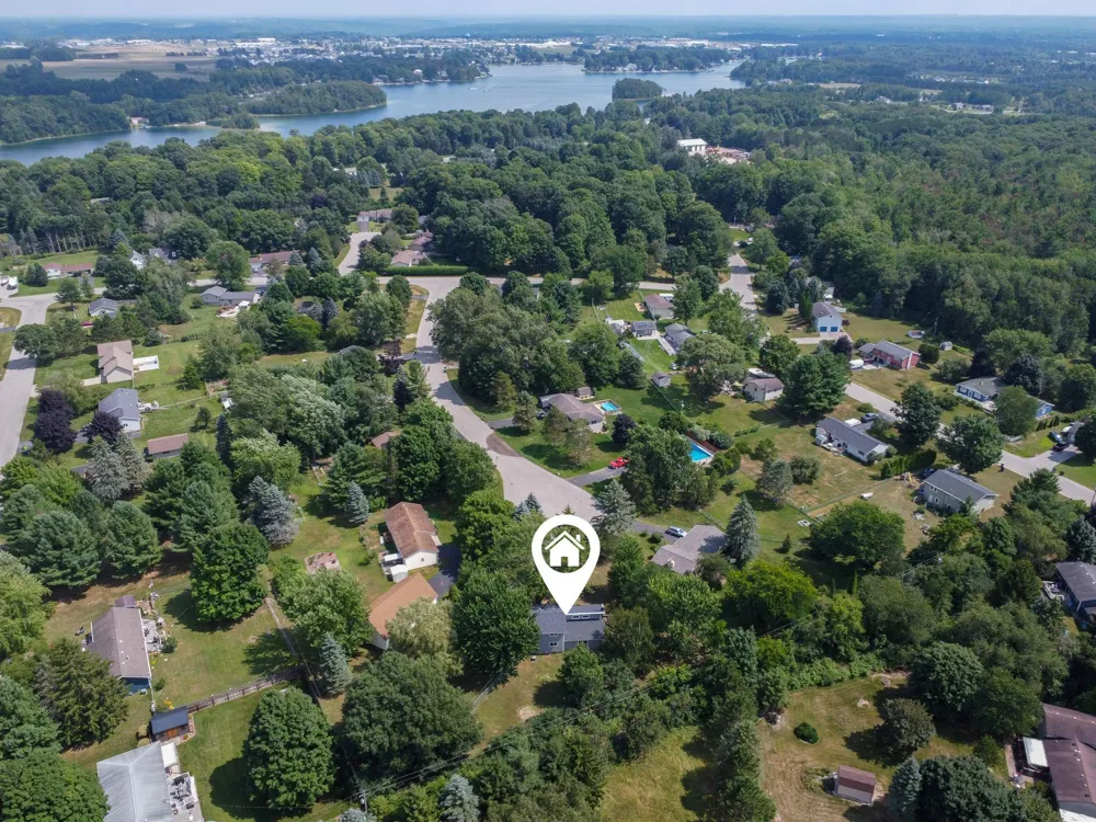 5994 Marilyn Court Garfield Charter Township, MI 49685