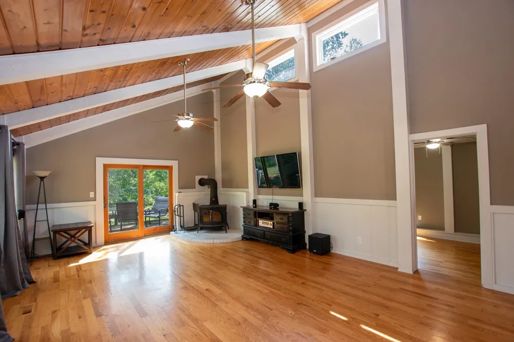 5994 Marilyn Court Garfield Charter Township, MI 49685