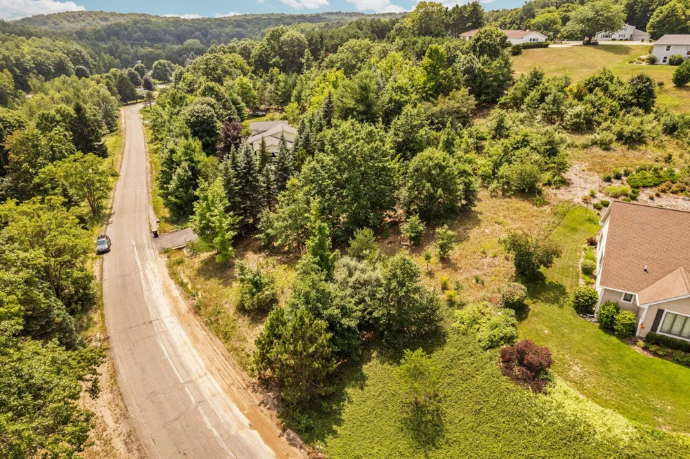 13596 S High Point Drive Elmwood Charter Township, MI 49684