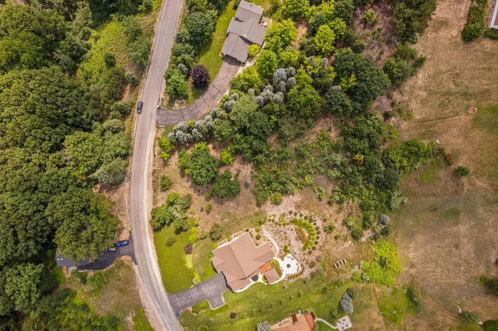 13596 S High Point Drive Elmwood Charter Township, MI 49684